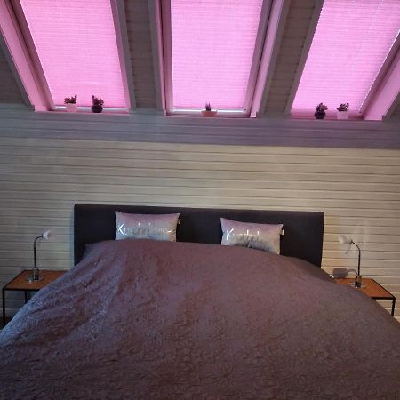 Ferienwohnung "Kunterbunt" Mit Burgblick Und Dachterrasse Monschau Zewnętrze zdjęcie